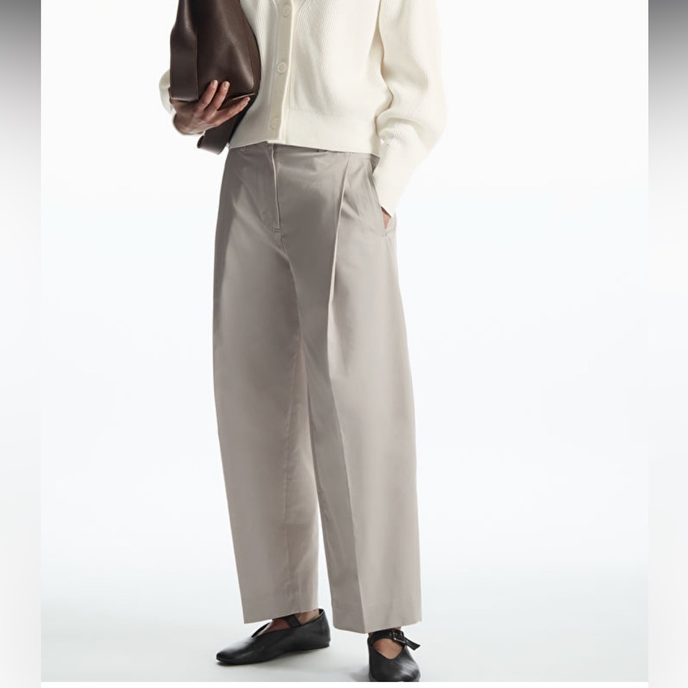 COS pleated barrel legged chino